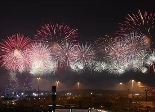 红原县焰火晚会