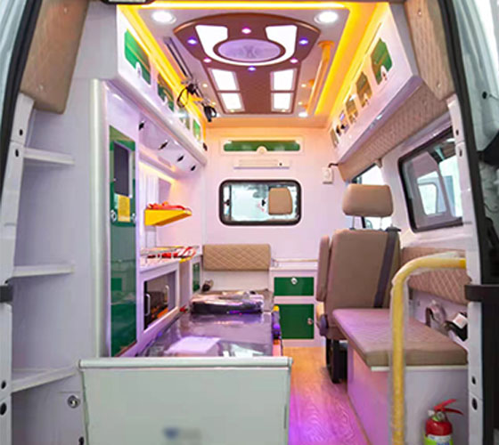 红原县车辆内部展示